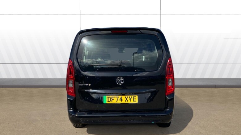 Vauxhall Combo Life 100kW Design XL 52kWh 5dr Auto [7 Seat] Electric Estate
